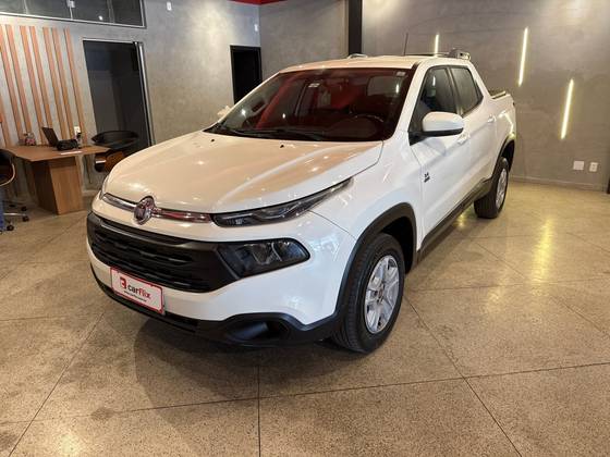 FIAT TORO 2.4 16V MULTIAIR FLEX FREEDOM AT9 FIAT TORO 2.4 16V MULTIAIR FLEX FREEDOM AT9